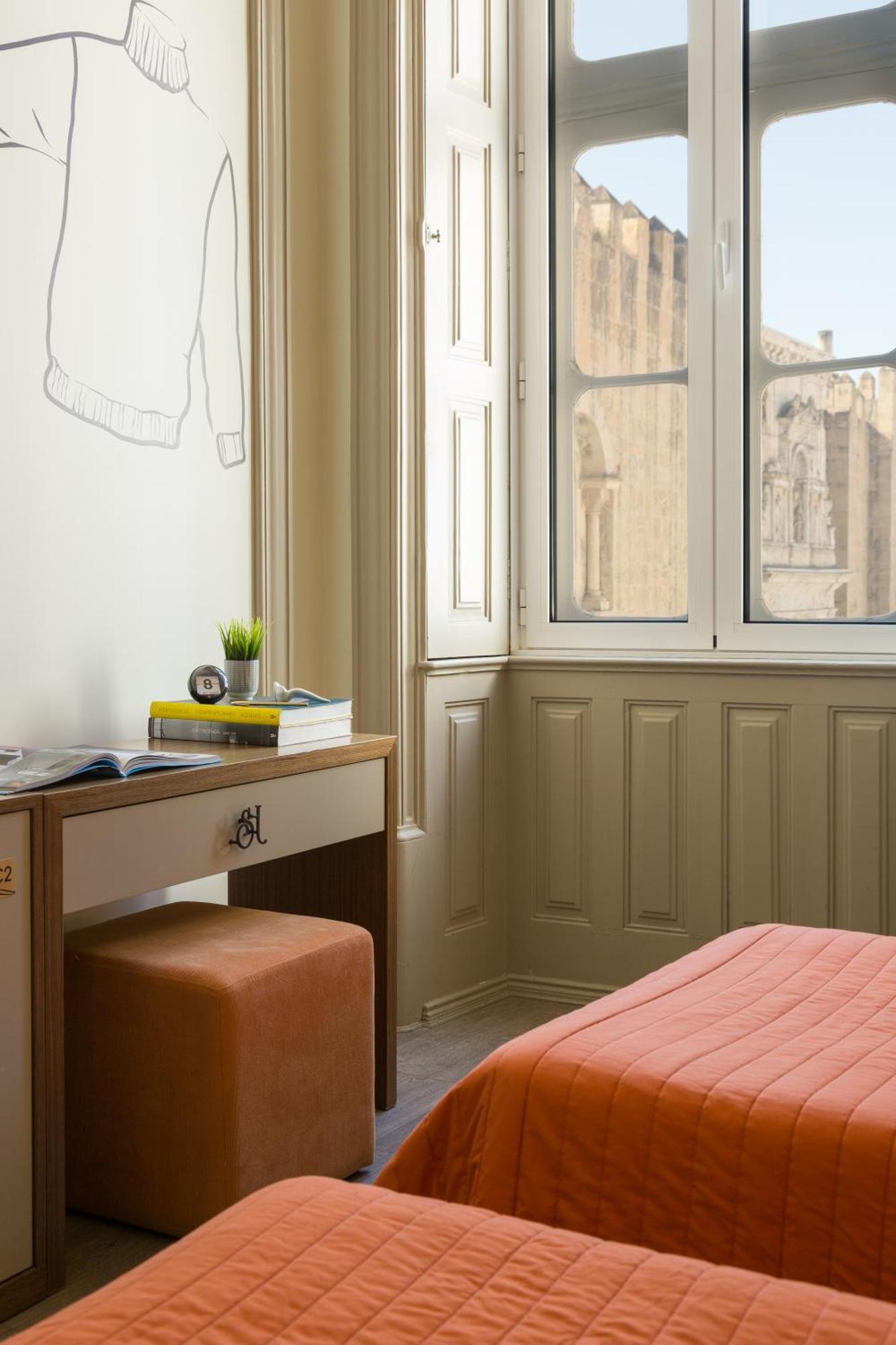 Serenata Hotel & Hostel Коимбра Екстериор снимка